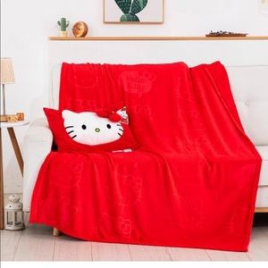 Hello Kitty Pillow Pocket Throw (2-Piece Set)